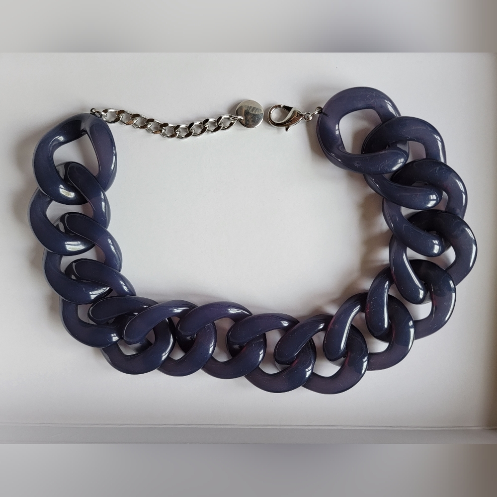 Navy chain link necklace
